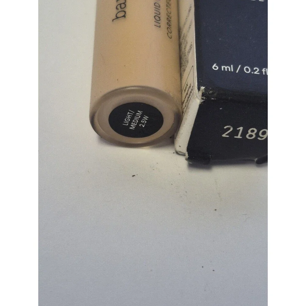 bareMinerals Original Liquid Mineral Concealer Light Medium 2.5W New